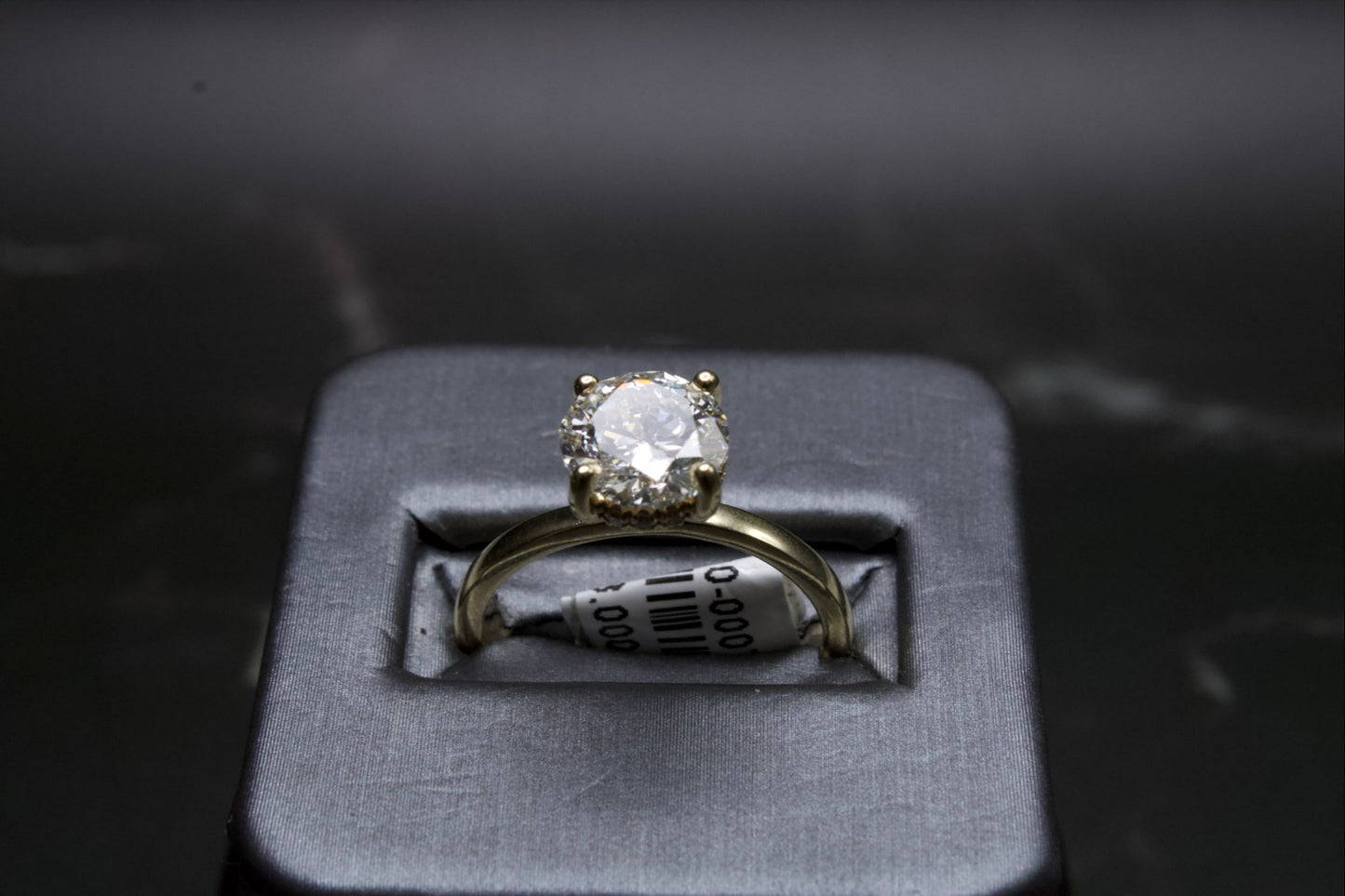 2.0 Round Cut Natural Diamond Engagement Ring