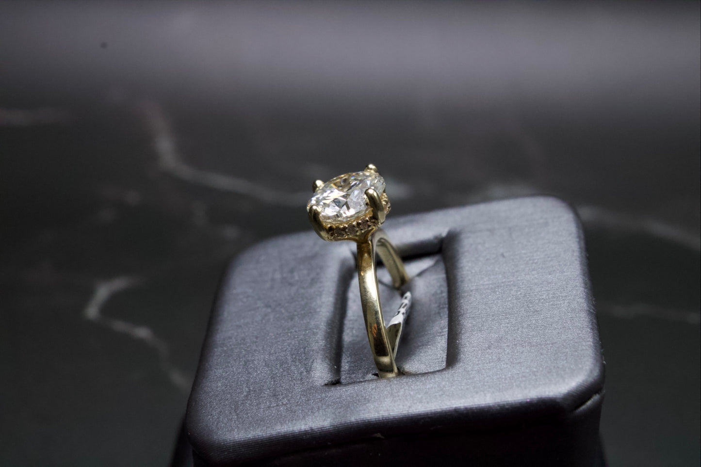 2.0 Round Cut Natural Diamond Engagement Ring